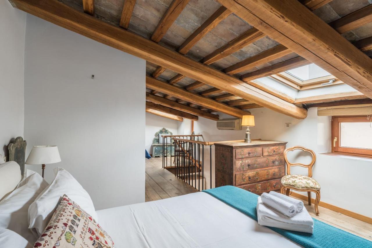Apartmán Cozy Wooden Apt In Piazza Navona Řím Exteriér fotografie